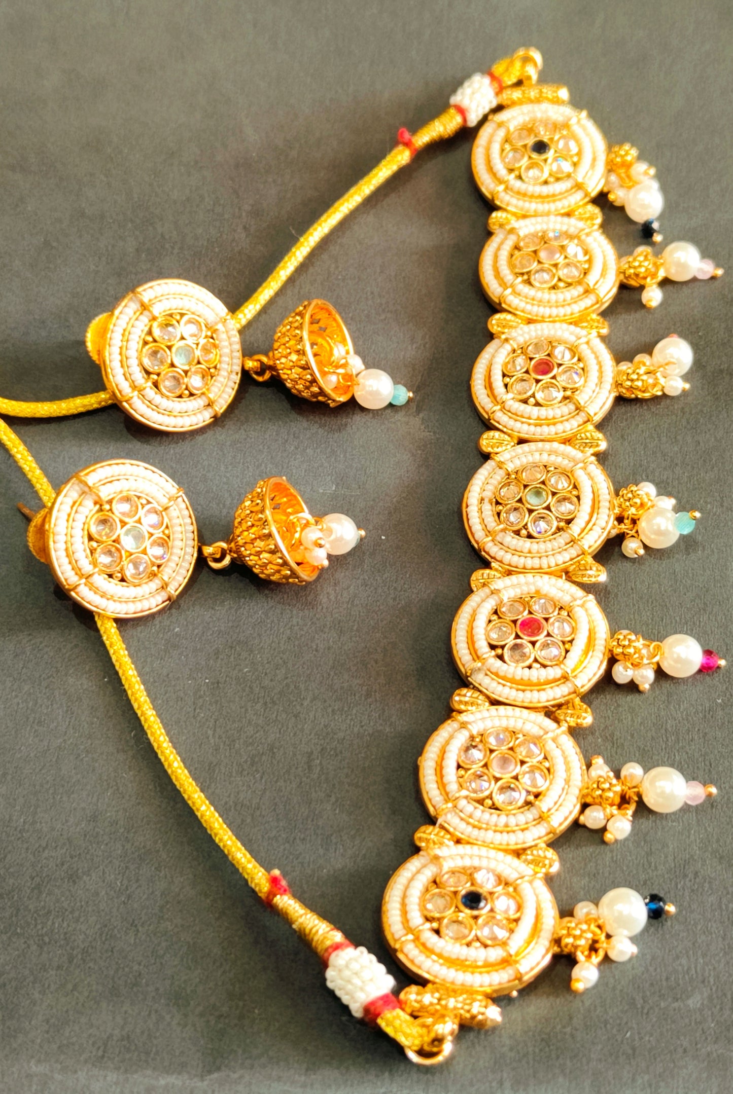 Ivory AKANSHA Necklace set