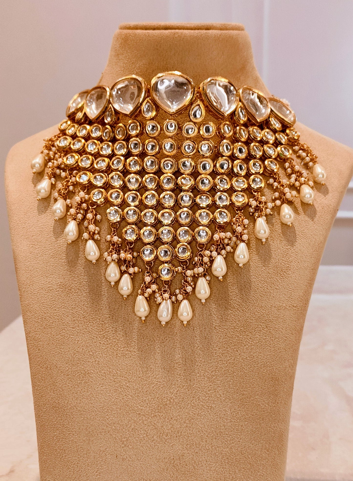 Ivory Mauli Choker Necklace set