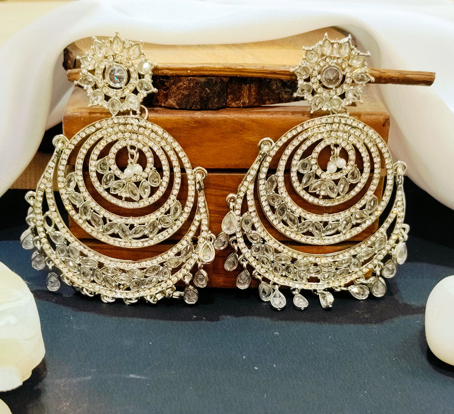 White SAWARIYA Chandbali