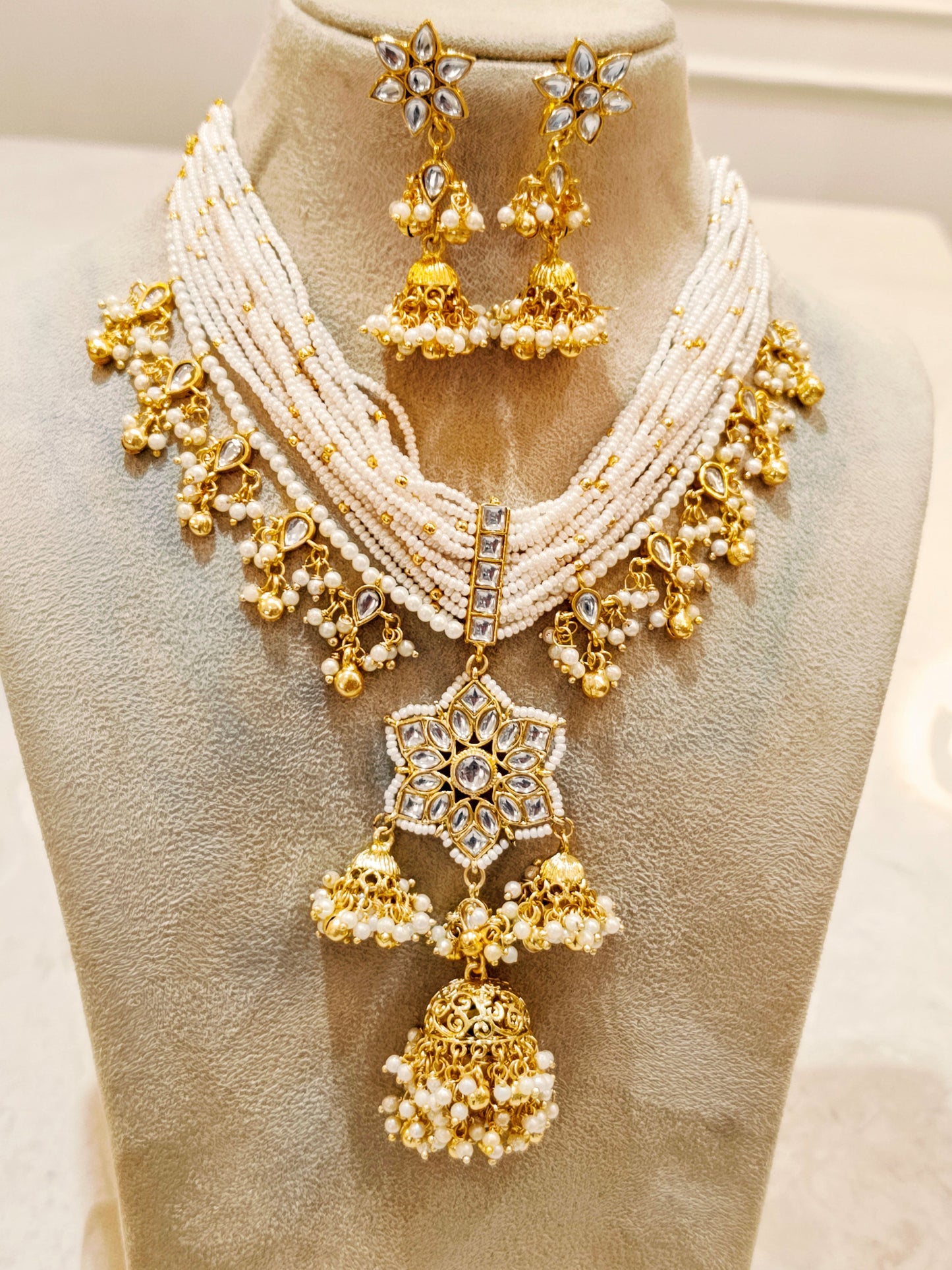 Ivory RUKMINI Necklace set