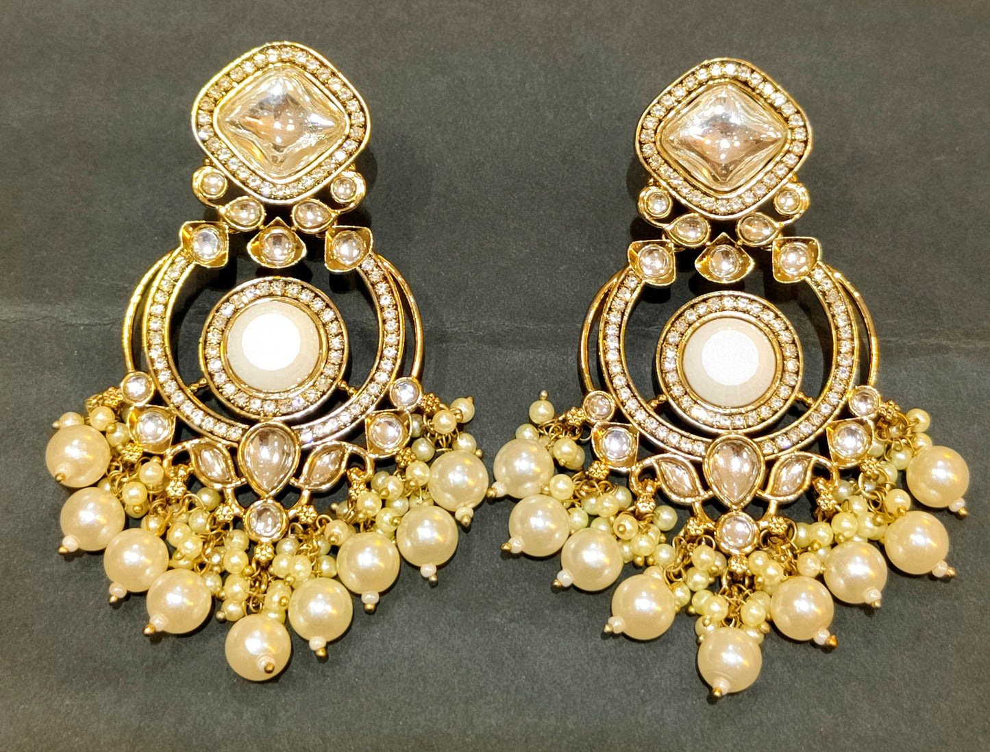 Ivory PRANITA Chandbali