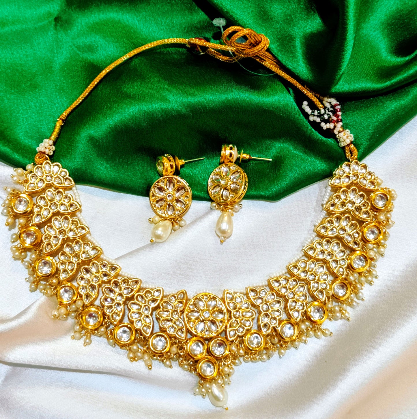 Ivory SUPRABHA Necklace set