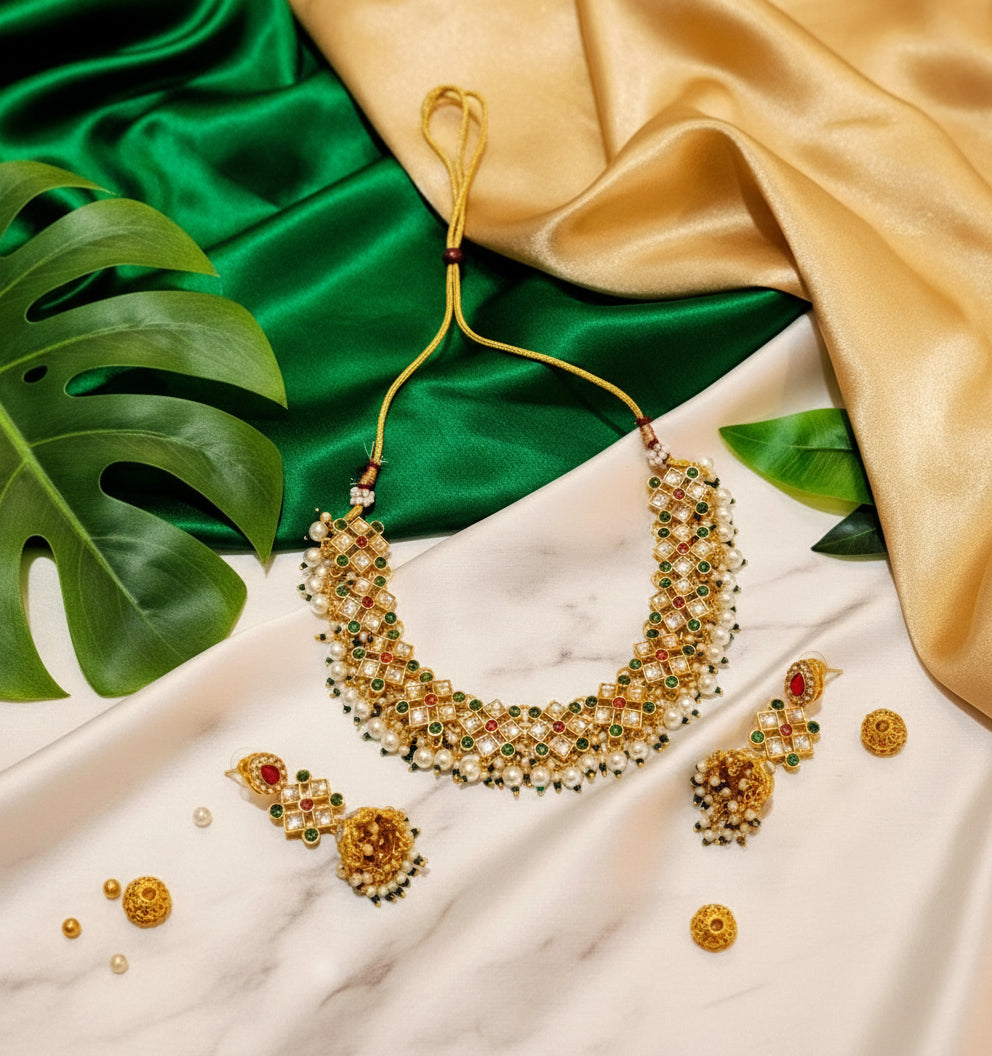 Red and Green SUNDARI Necklace Set