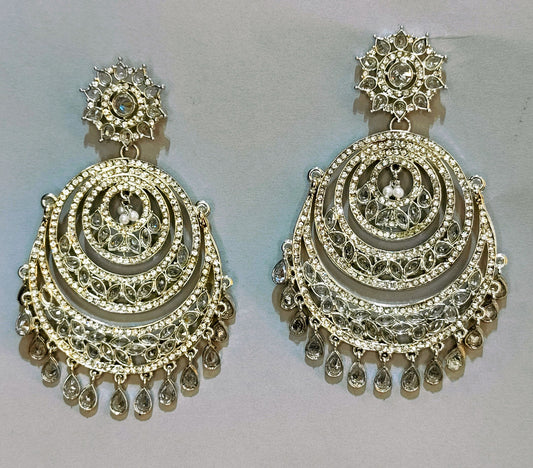 White SAWARIYA Chandbali